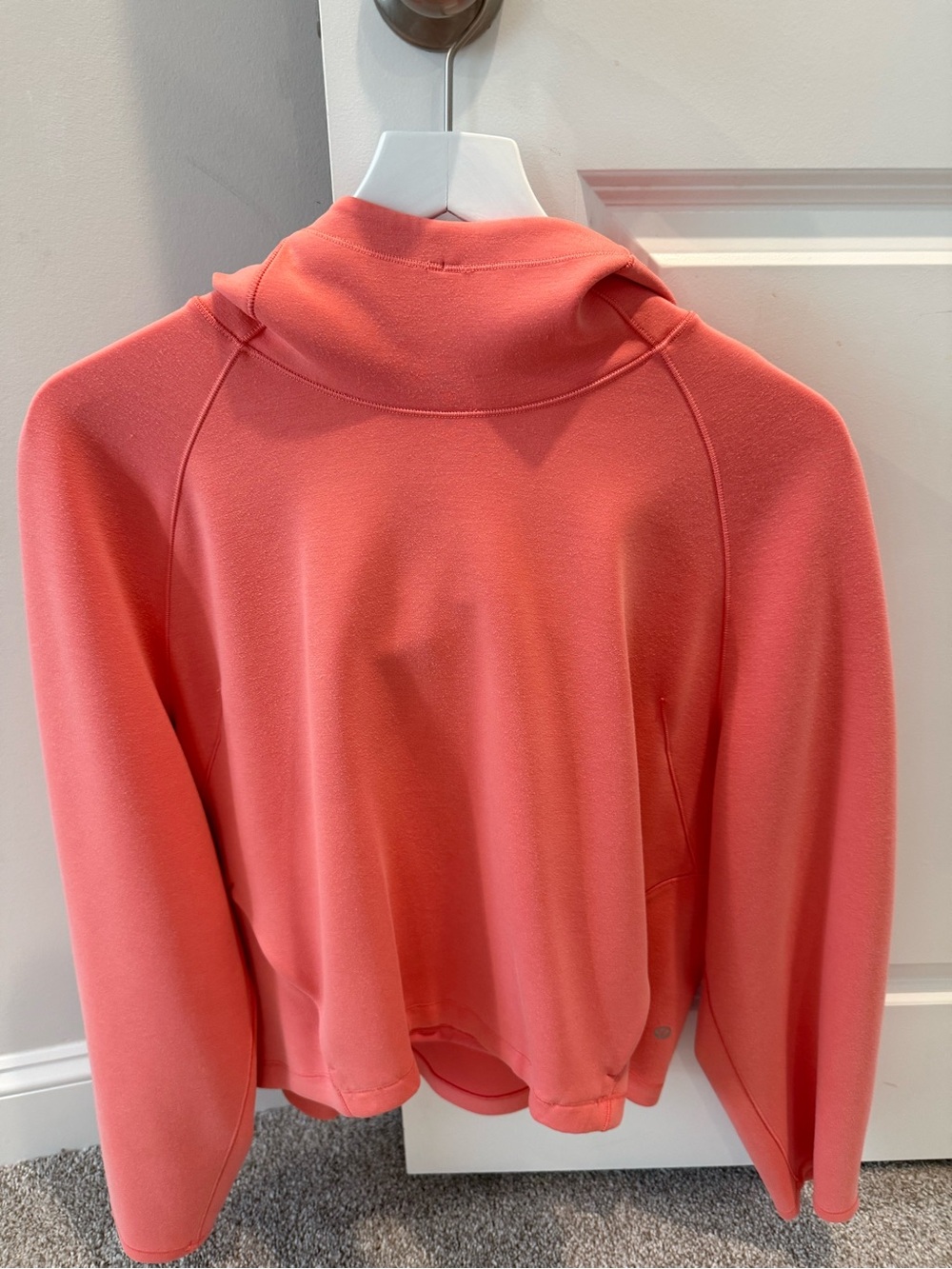 Lululemon sweatshirt